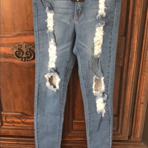 Very nice jeans are very cute when they are put on - Picture 2 of 2